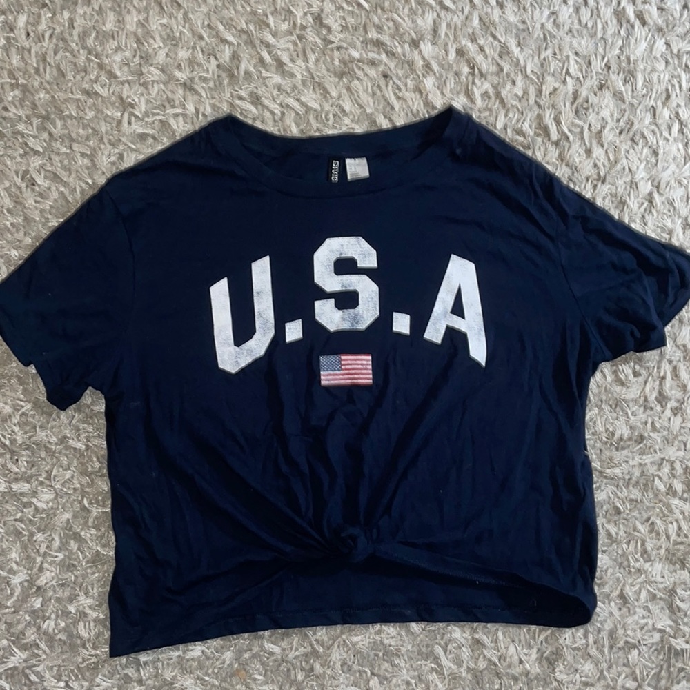 H&M Navy cropped USA tie t-shirt, size large